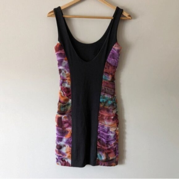 Minkpink multicoloured abstract print sleeveless bodycon mini dress - Picture 2 of 6